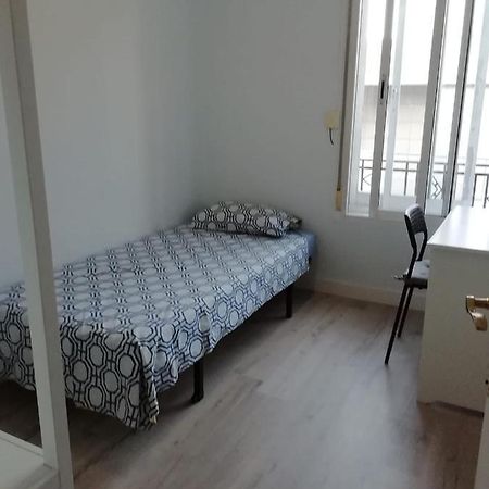 Habitaciones Luminosas Y Acogedoras Madrid Kültér fotó